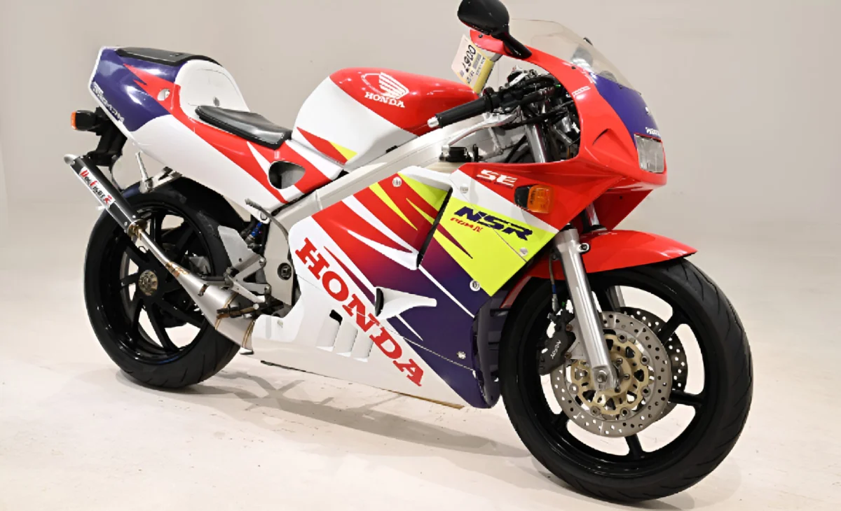 The Legendary Honda NSR250: Unveiling the Racing Spirit