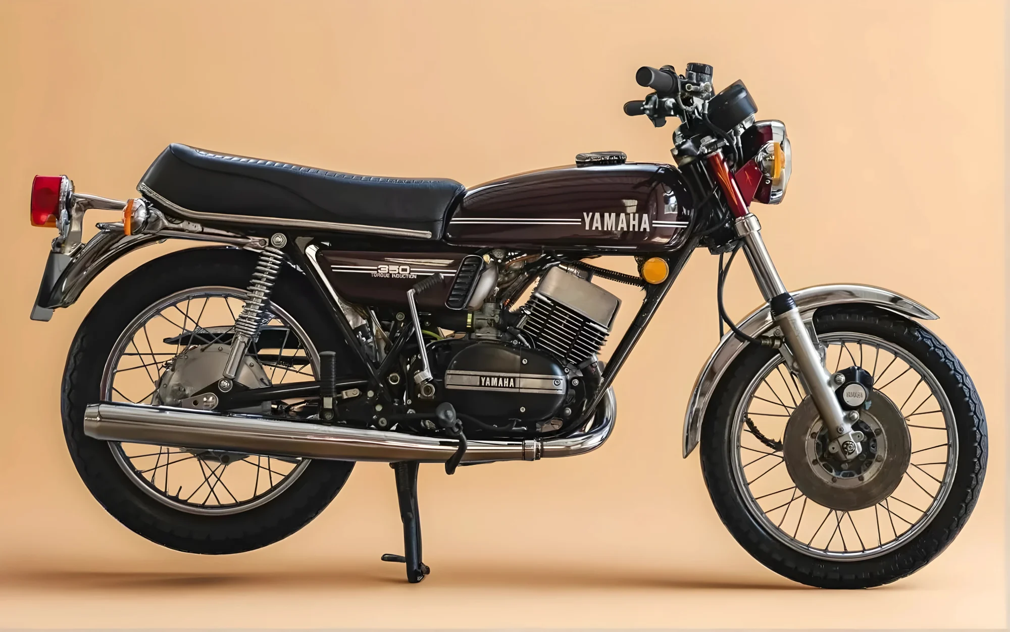 How I Restored My Yamaha RD350 to Smoky Glory